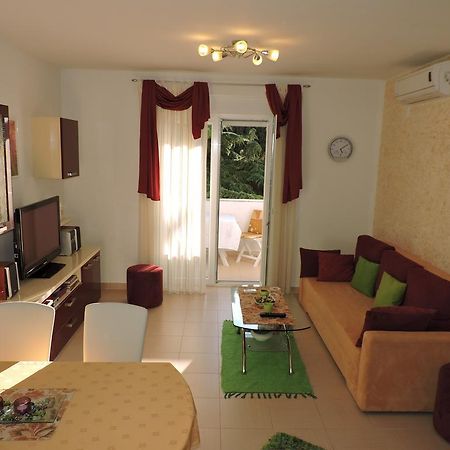 Apartman Legin Fažana Екстериор снимка