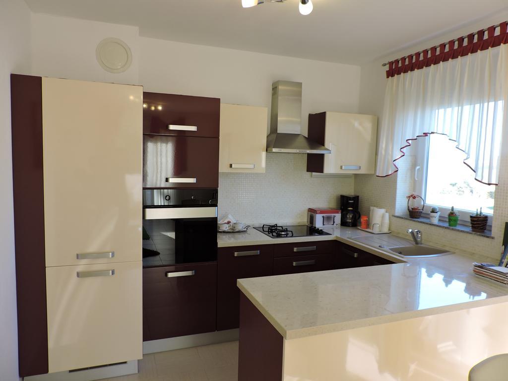 Apartman Legin Fažana Екстериор снимка